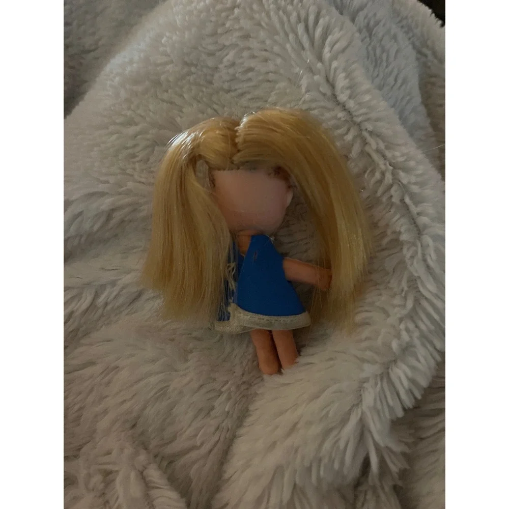 Vintage Mattel Liddle Kiddles Miniature Doll‎ Blonde Blue Eyes Blue Flower Dress